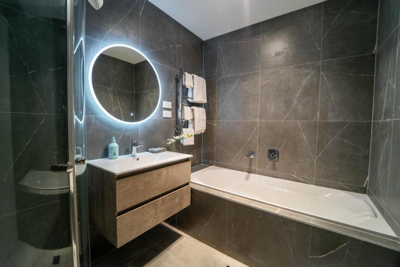 Sunnyhills Viewside Town House Villa โอ๊คแลนด์ ภายนอก รูปภาพ